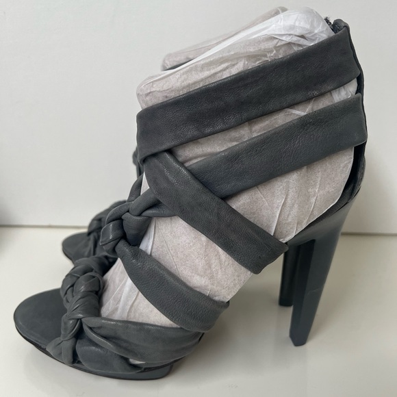 BCBGMaxAzria Shoes - NEW!! BCBGMAXAZRIA Strappy Knotted Leather High Heels 4” plus Sz 7.5